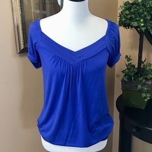 Draping fabric top
